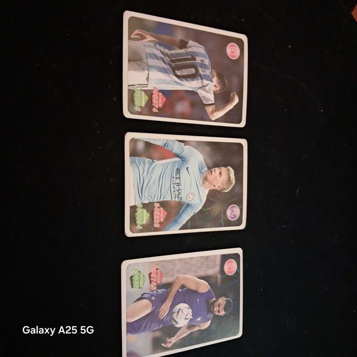 Karty FIFA World Cup Qatar 2022 – 3 sztuki (Messi, De Bruyne, Benzema)