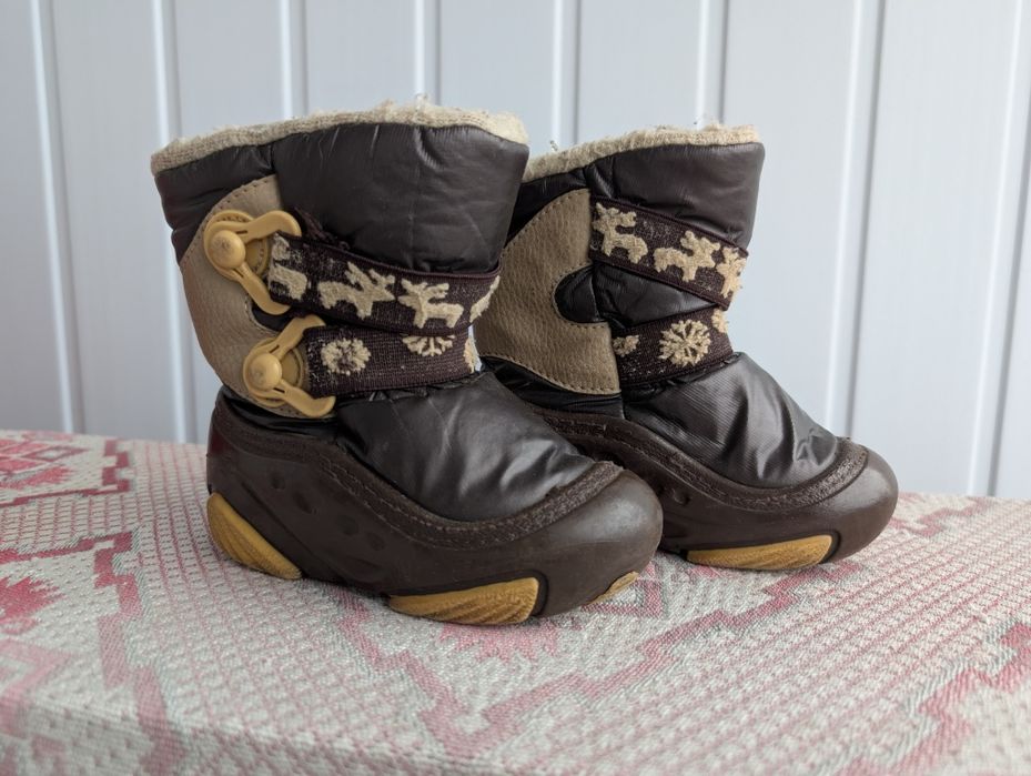 Чобітки Демар 23-24 р. Віддам