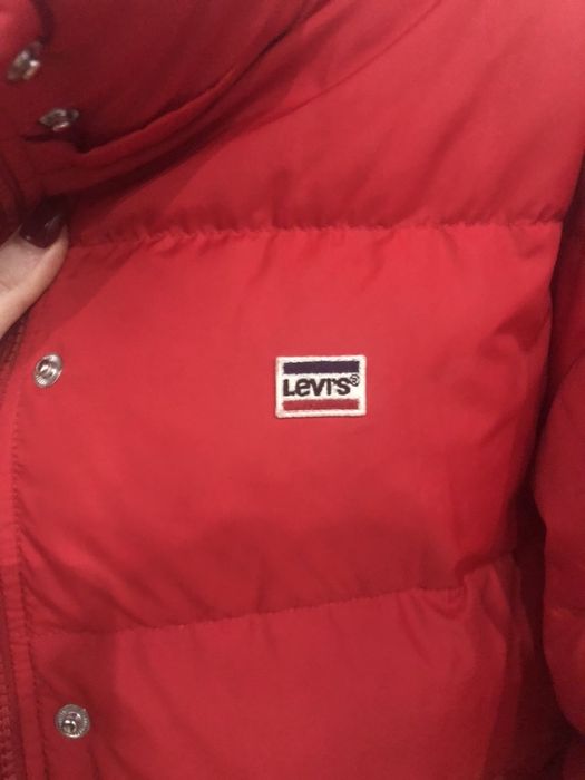 Пуховик,куртка Levi’s р. 44 М