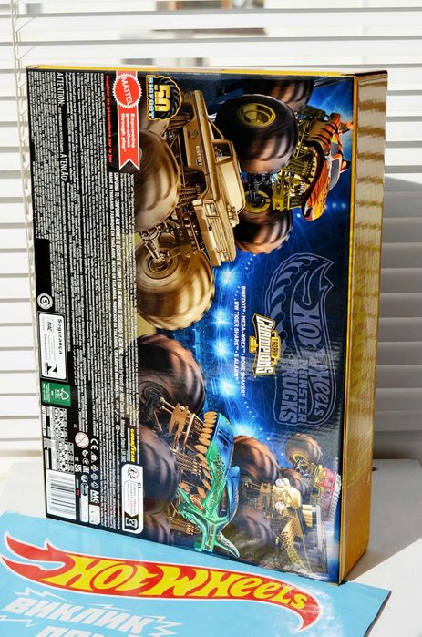 Набір 11 шт Hot Wheels Monster Trucks Чемпіони Champions BigFoot набор