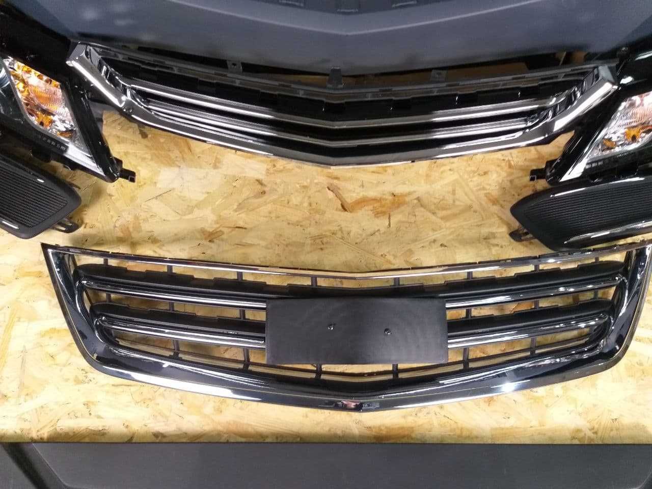 Chevrolet Impala Крыло Левое Правое Решетка Радиатора