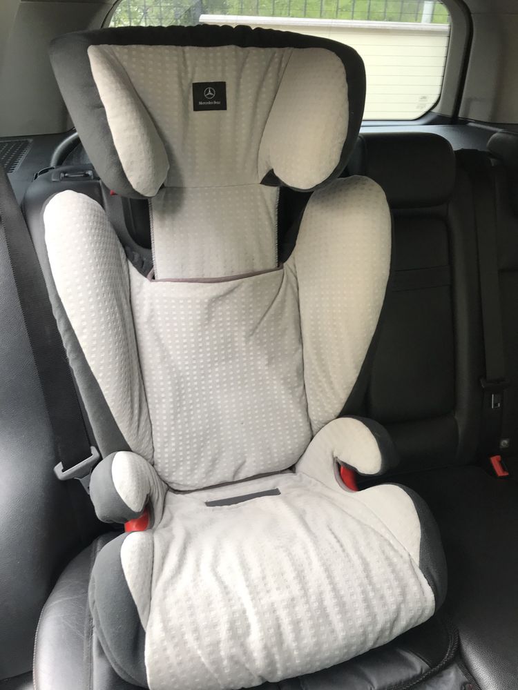 Продам детские сидения в авто