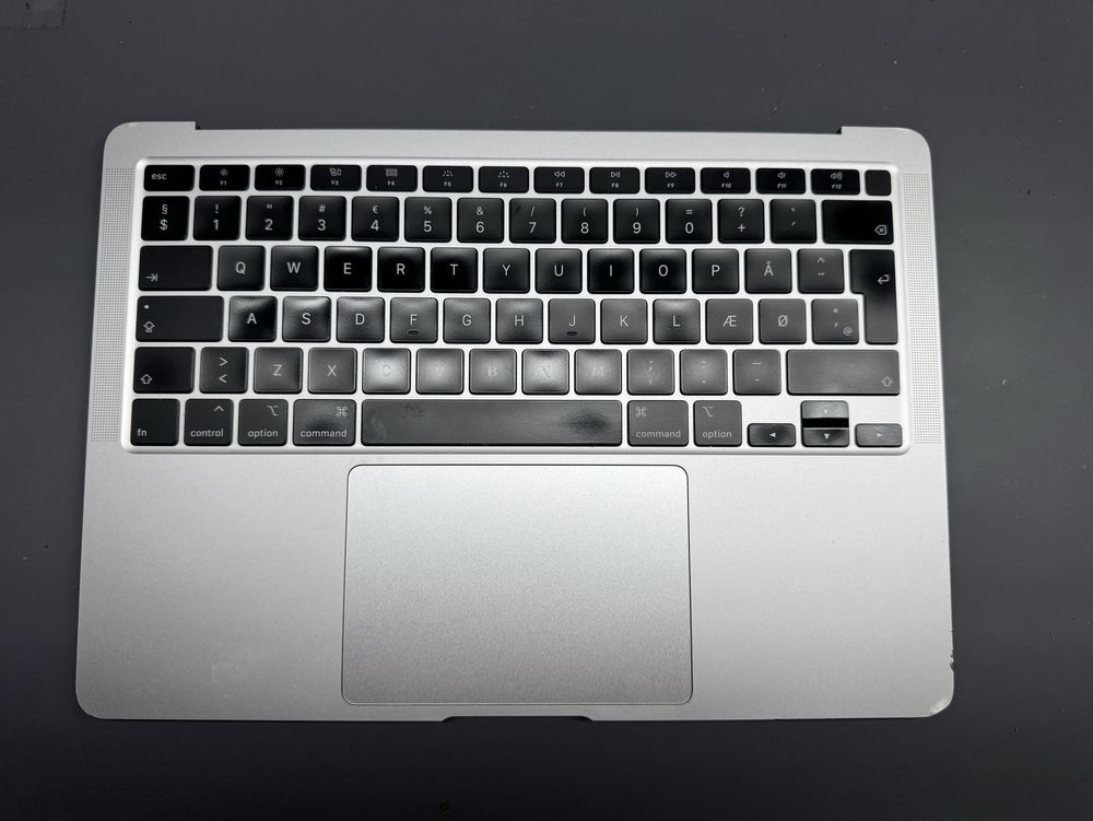 Macbook Air 2019 i3 8gb 256gb sem ecra