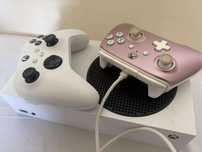 Xbox series s + 2 pady