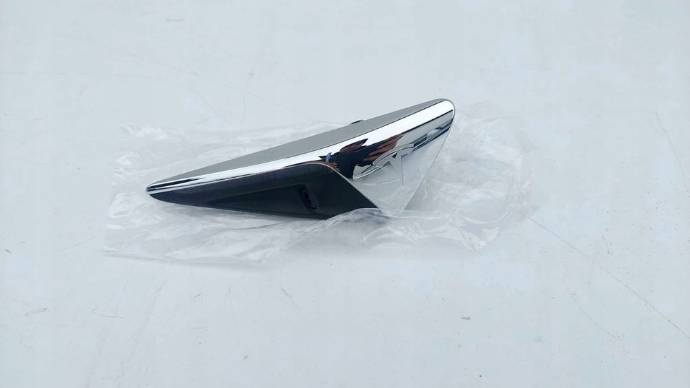 Tesla model 3 камера в крило рест дорест нове / б.у
