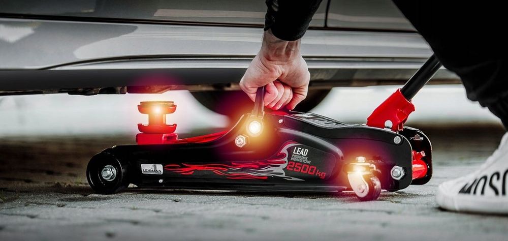 Podnośnik Samochodowy Żaba Lewarek Niskoprofilowy Punkt.2500Kg Solidny