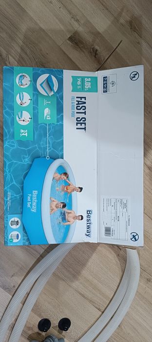 Sprzedam używany basen rozporowy Bestway Fast Set 3,05 x 76