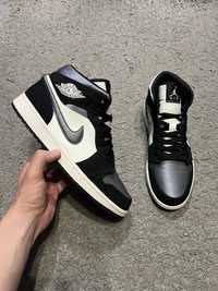 Jordan 1 Mid Stain Grey Retro OG