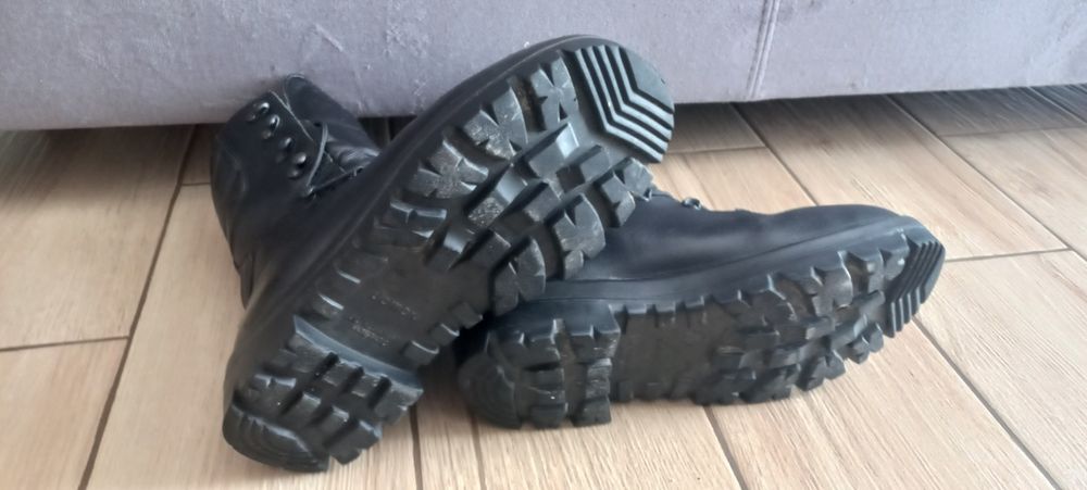 Buty wojskowe zimowe MON trzewiki 41, wkładka 27,5 cm
