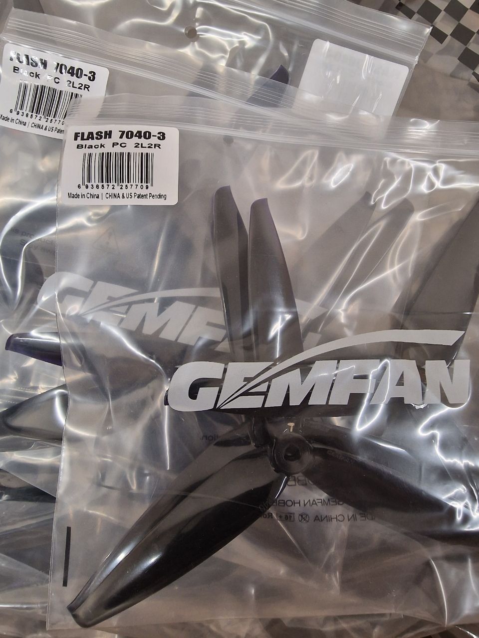 Пропелери Gemfan 7040-3 glass fiber nylon - 3 комплекти