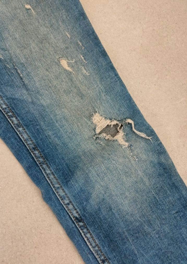 Jeansy skinny amisu rozm M