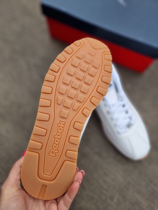 Распродажж Кросівки   Reebok оригінал  
us8.5
us9.5
us11
us12
u