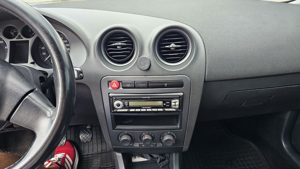 Seat Ibiza 2006 року