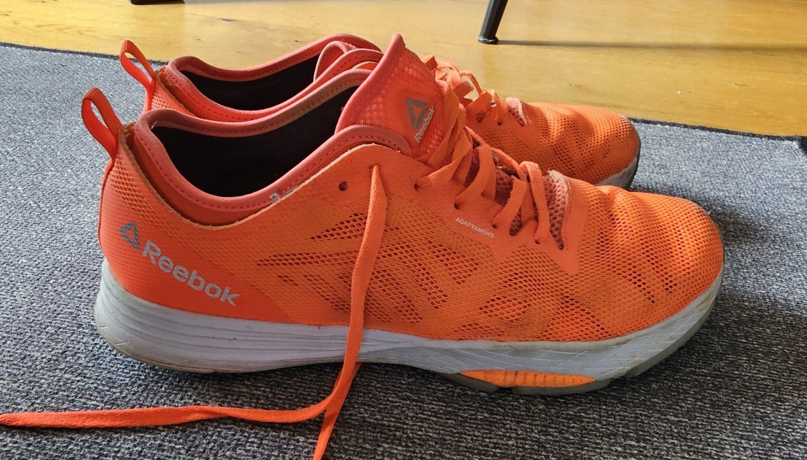 Buty 41 Reebok, 27 cm