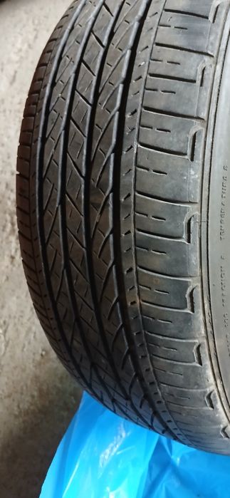 Opony letnie bridgestone 215x60R17
