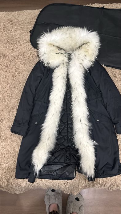 Продаю натуральну мехову парку