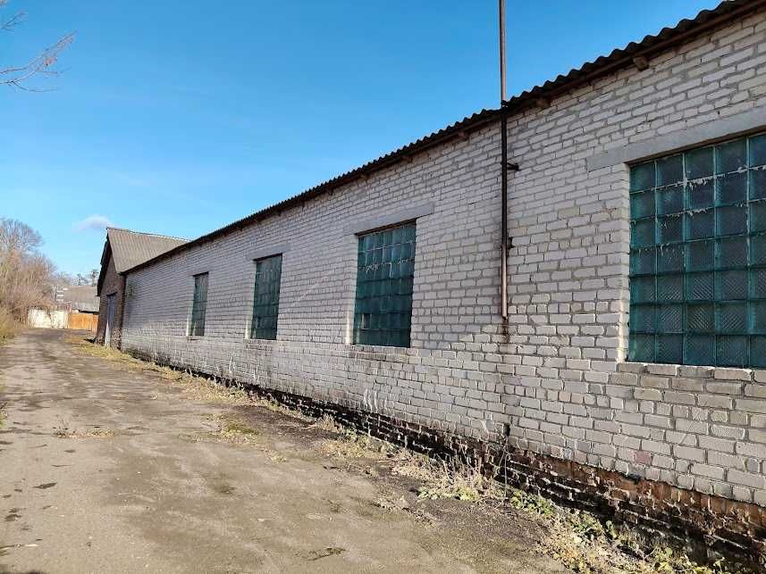 Виробниче приміщення в с.Мирогоща (10 км від Дубна по асфальті)