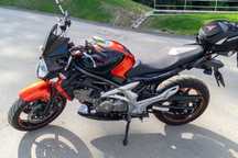 Suzuki SVF650 Gladius