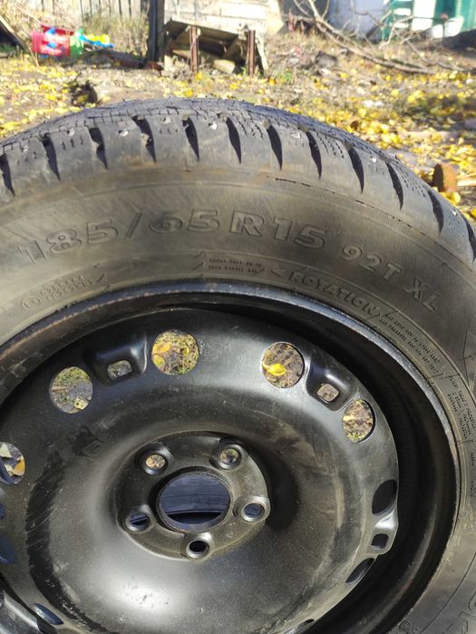 Зимова шипована гума