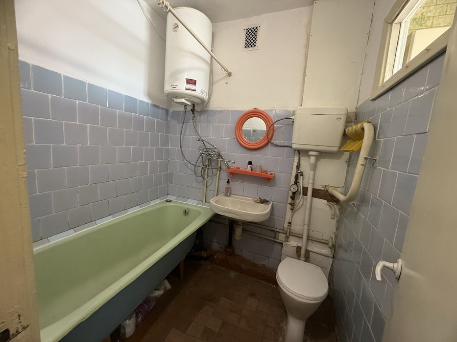 Оренда 1 кім квартири по вул . Небесноі сотні