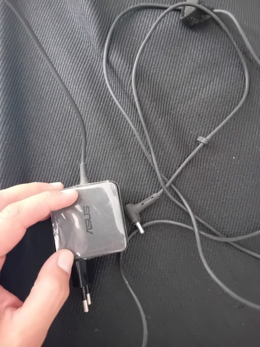 Portátil ASUS VivoBook