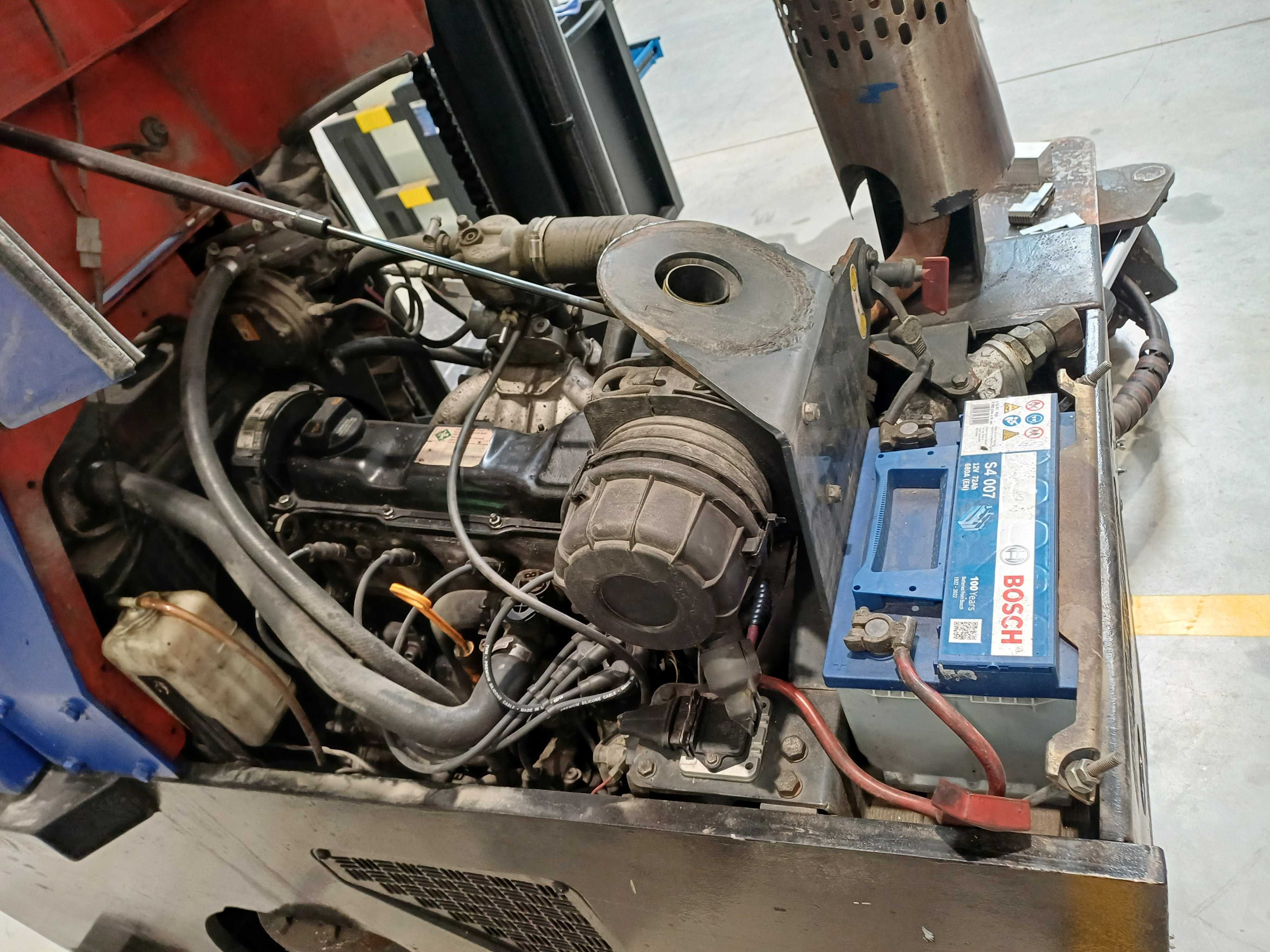 Wózek widłowy Combilift C3000