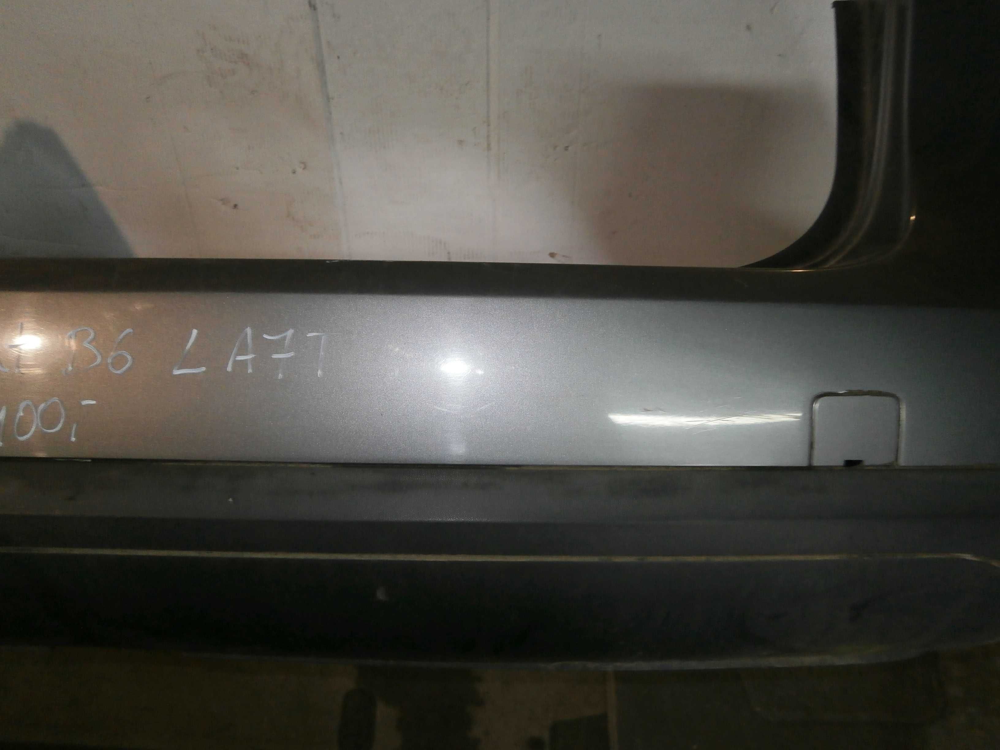 vw passat B6 kombi zderzak tył tylni szary LA7T