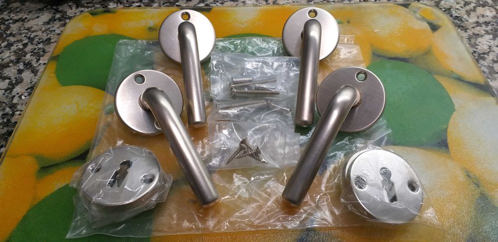 Puchadores para porta roseta Inox Mate