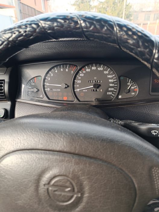 Продам Опель омега