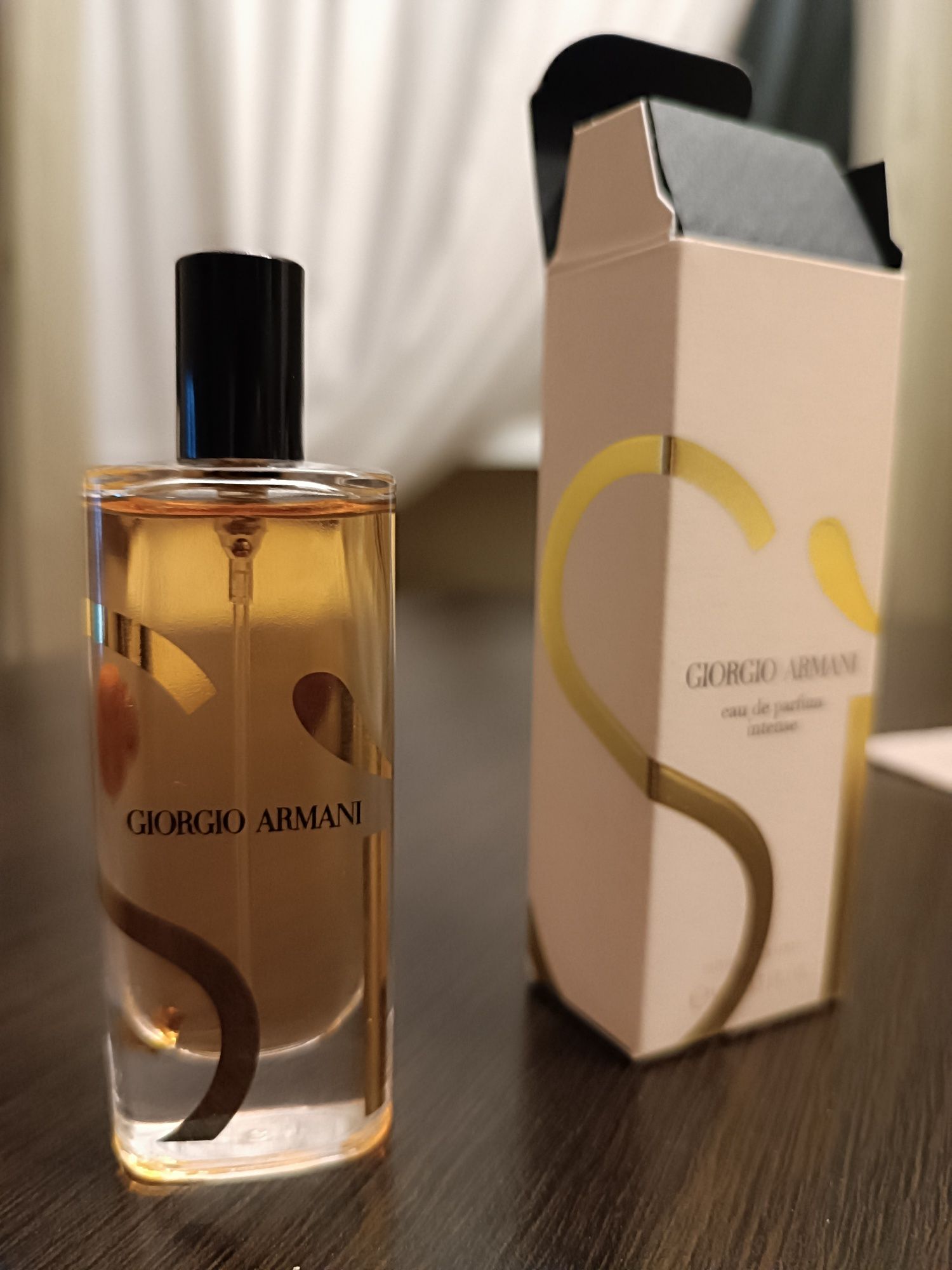 Perfumy Si Intense Giorgio Armani 15 ml nowe