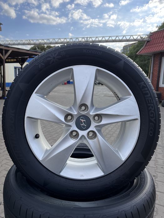 R16 5/114.3 et53 j6.5 dia67.1 Hyuindai Elantara Hankook 205/55r16 1шт