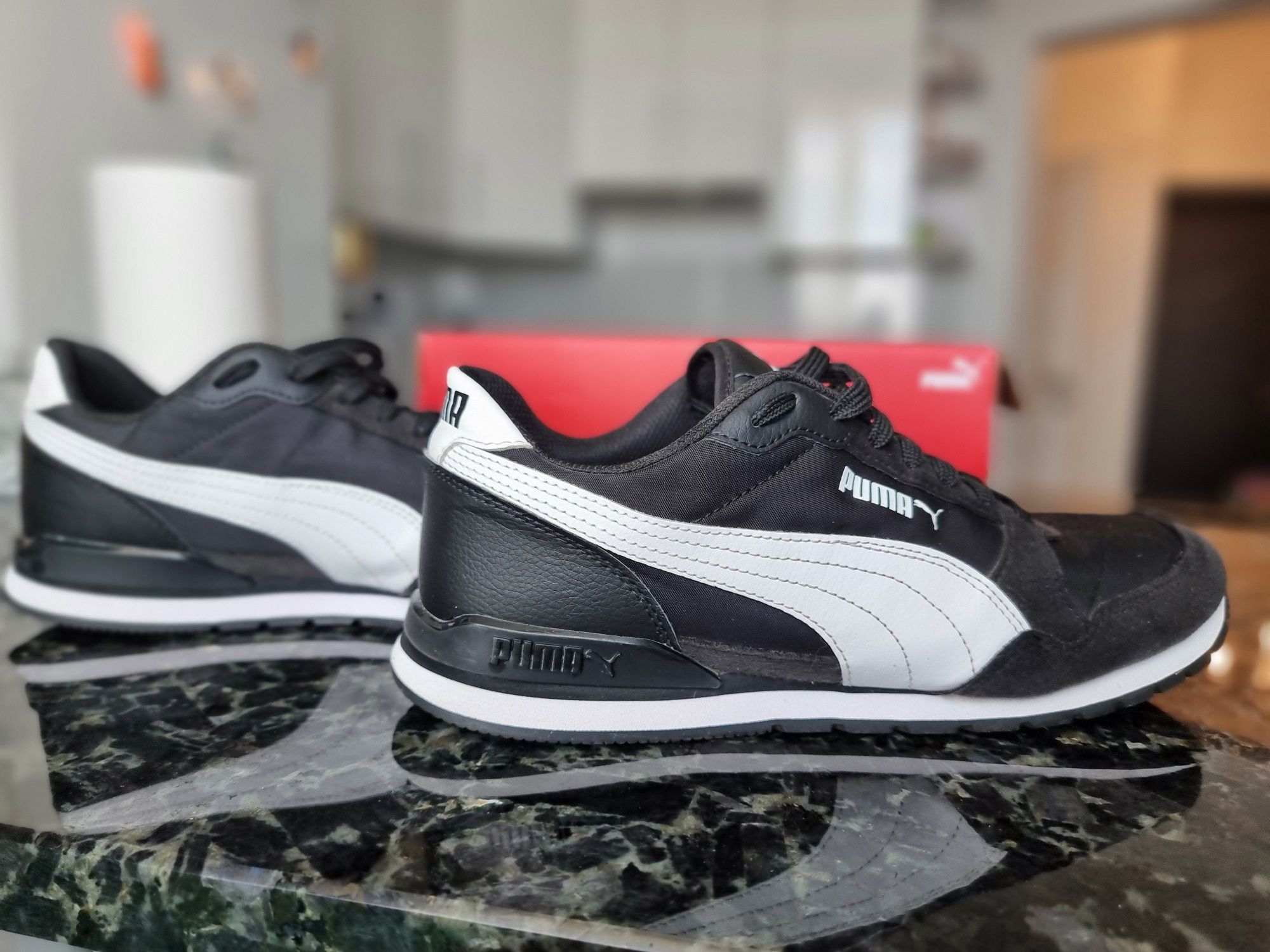 Кросівки марки Puma.Розмір 42,5 устілка 27,5.Оригінал.