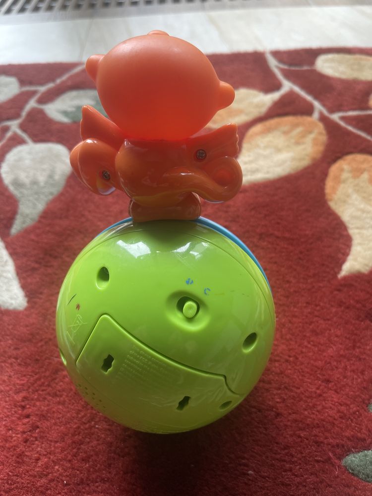 Игрушка-неваляшка