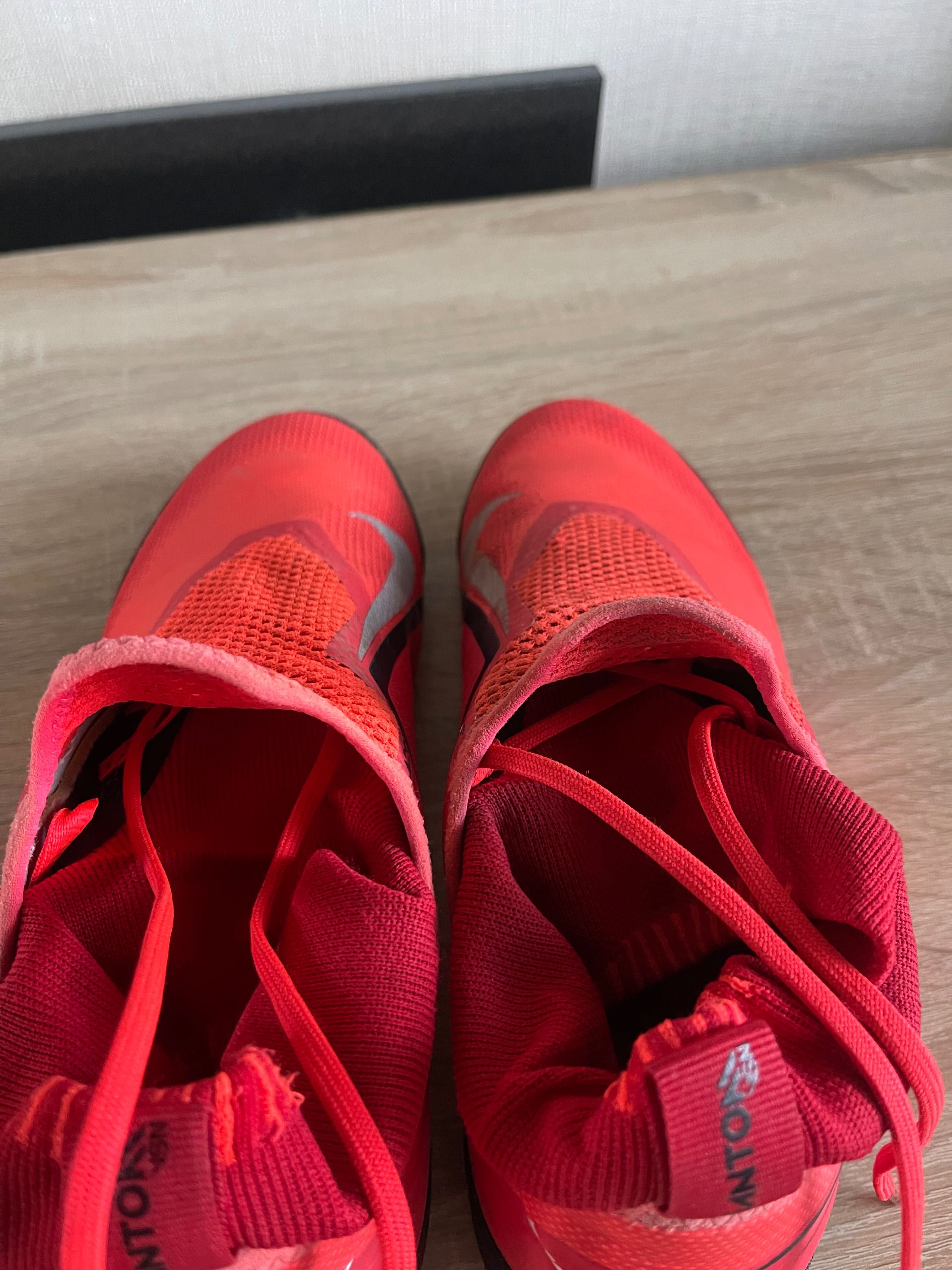 Сороконожки nike оригинал 42,5 размер