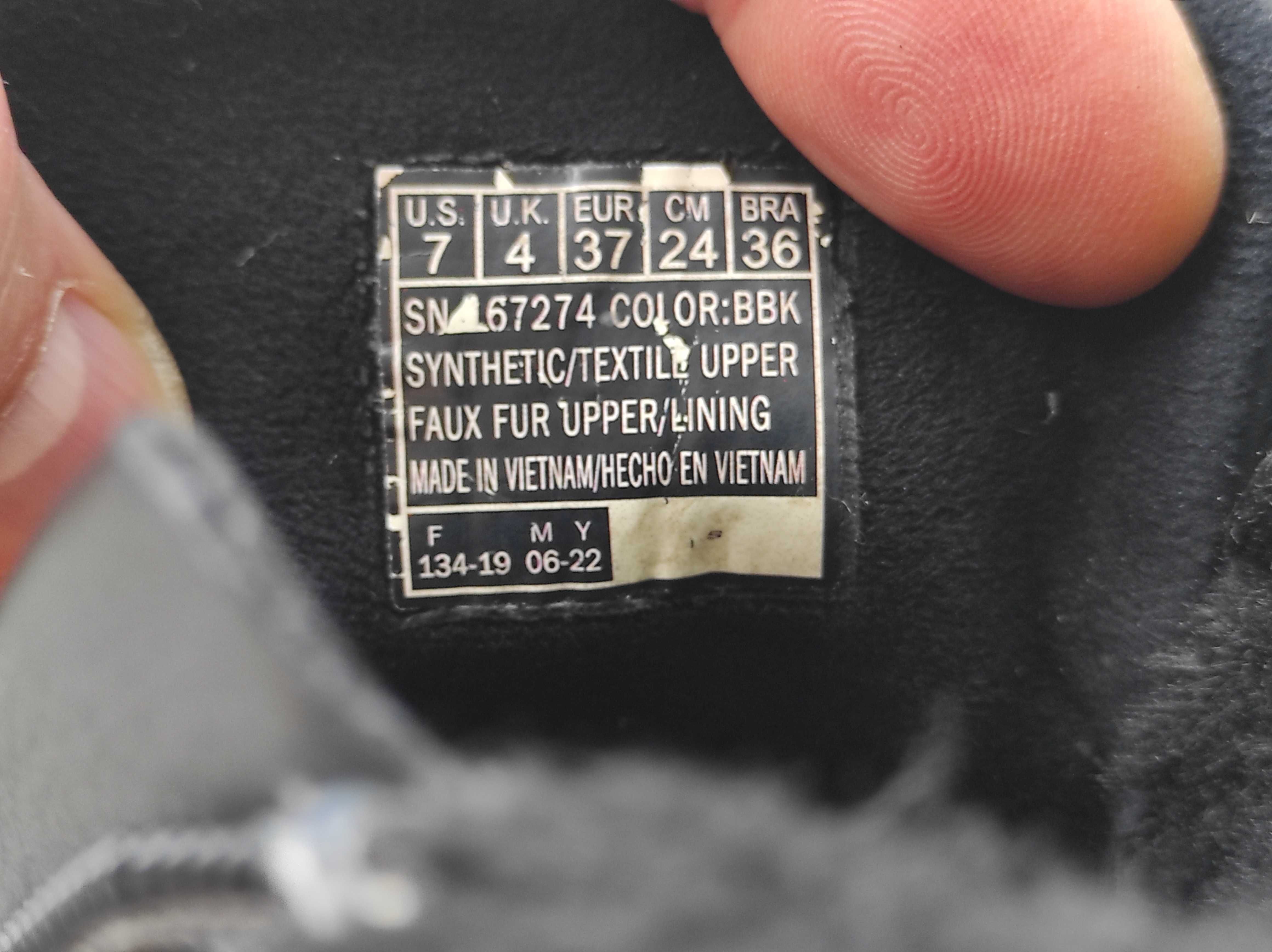 Брендовие демисезонно-зимние ботинки Skechers р.37