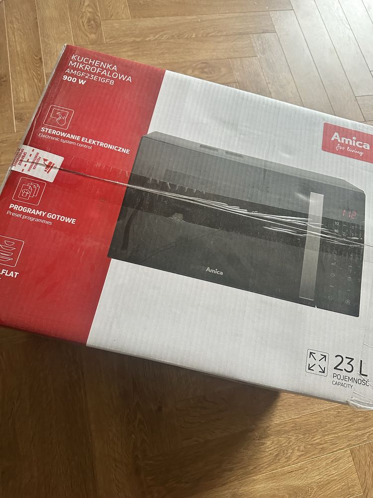Kuchenka mikrofalowa AMICA AMGF23E1GFB 900W