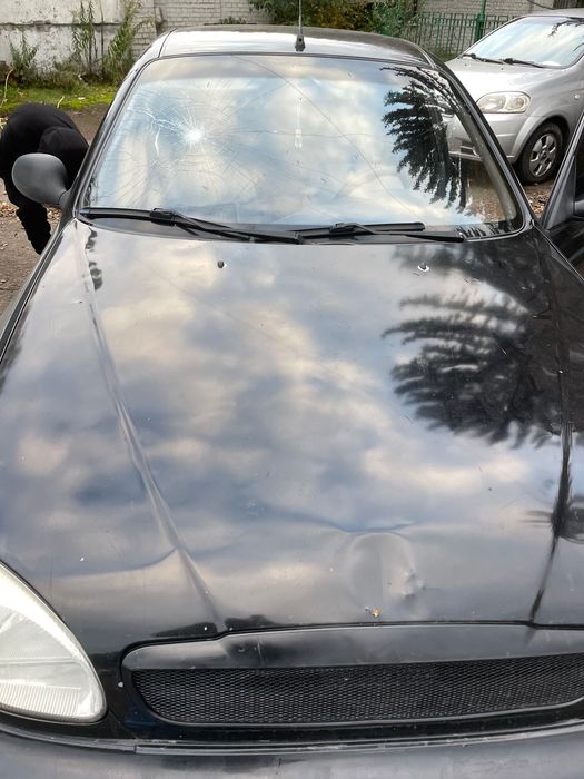 DAEWOO LANOS машина 1,5