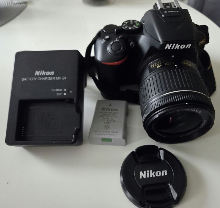 Aparat Nikon D5600 Lustrzanka Stan idealny,niski przebieg