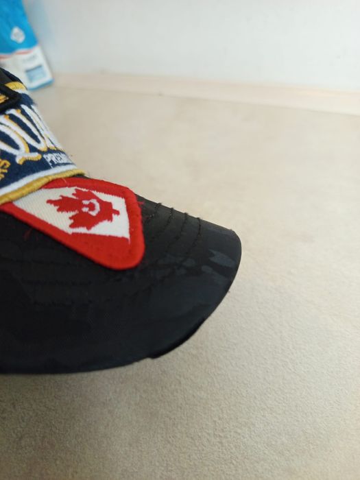 Nowe oryginalne czapka z daszkiem dsquared2