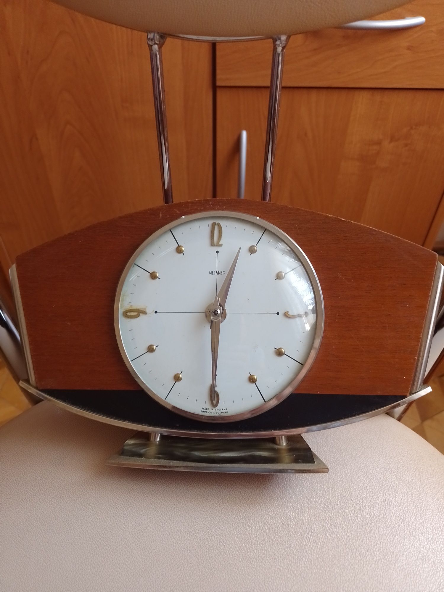 Zegar mechaniczny stojący,,Metamec "Made in England