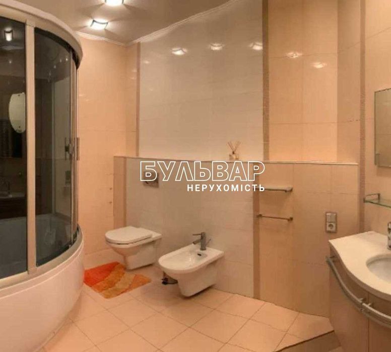 Сдам 4 к.кв  - 190 м2, Новострой, ЖК Азарин, Отакара Яроша 16-Б