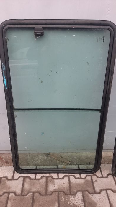 Скло бокове.Івеко Дейлі. Iveco Daily