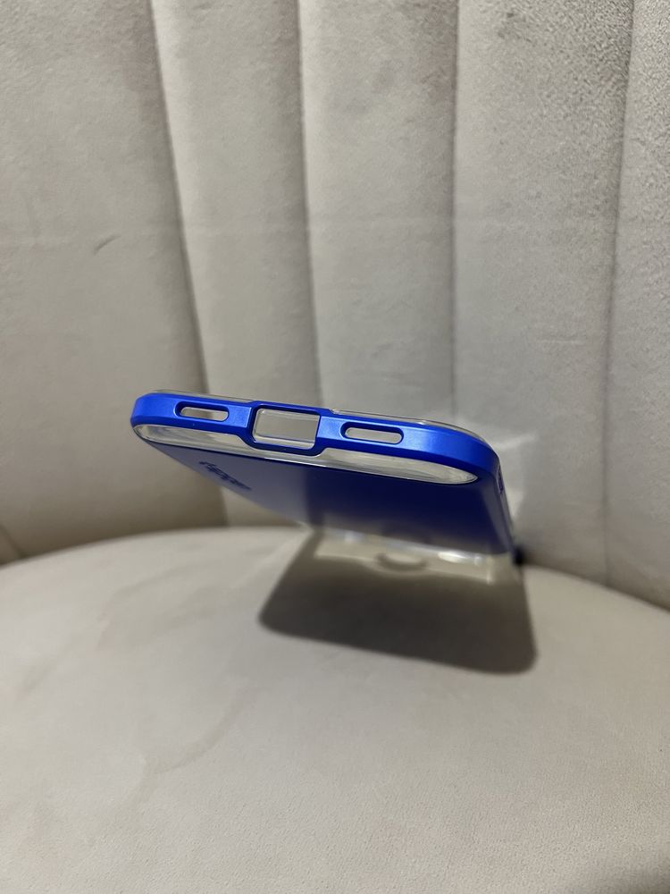 Nowe etui Spigen Neo Hybrid Crystal do Google Pixel XL