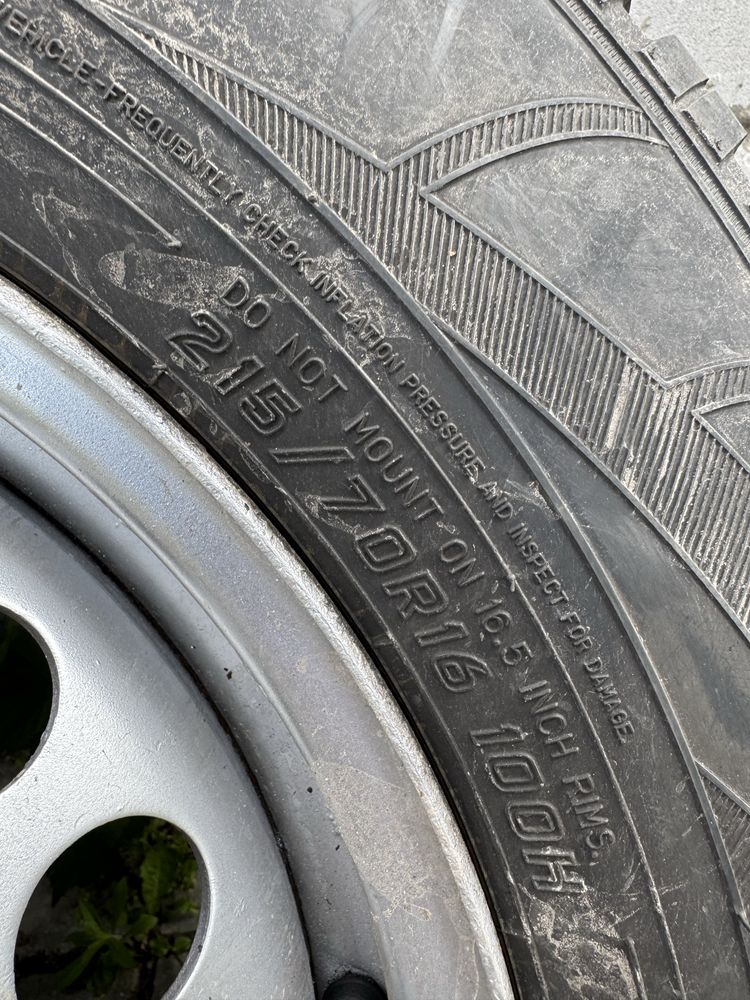 Резина зимова зимня R16 215 70 Falken