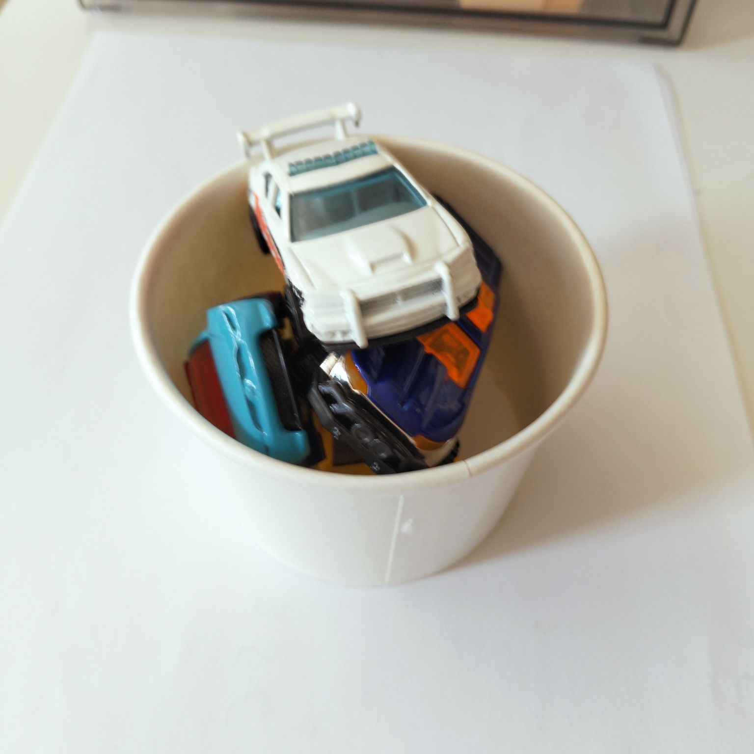 Emergency Pack - 4 Hotwheels