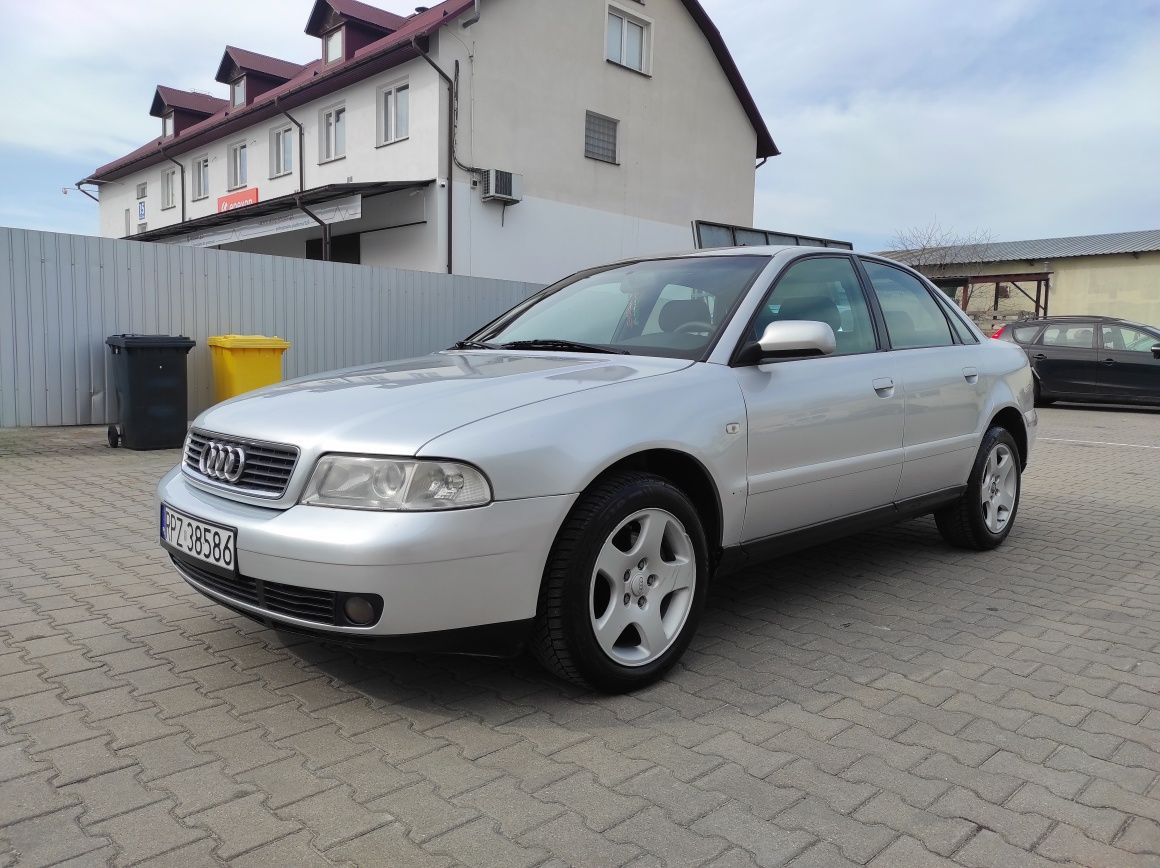 Audi A4 B5 1.9 TDI 2000r. 115km Stan BDB Małe spalanie Zamiana