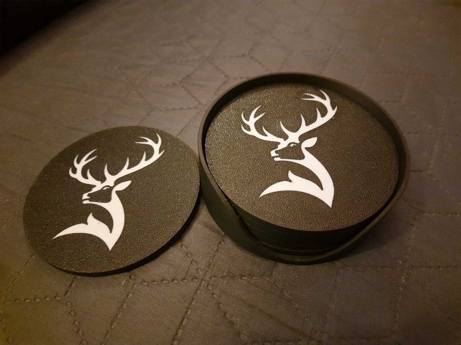 Komplet 3 stylowych podkładek pod whisky Glenfiddich z etui, prezent