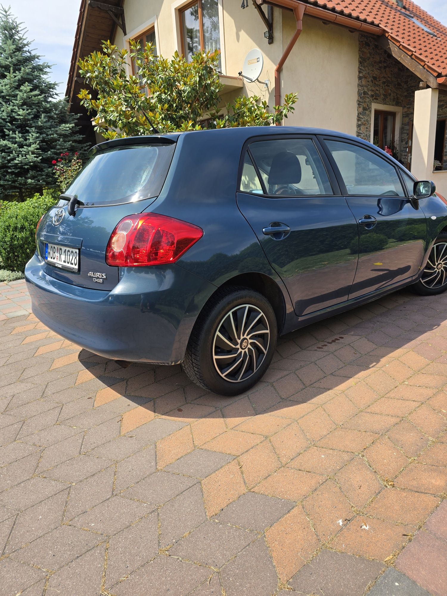 Toyota Auris 2.0 D4D 6b tempomat klimatronic ISOFIX z Niemiec