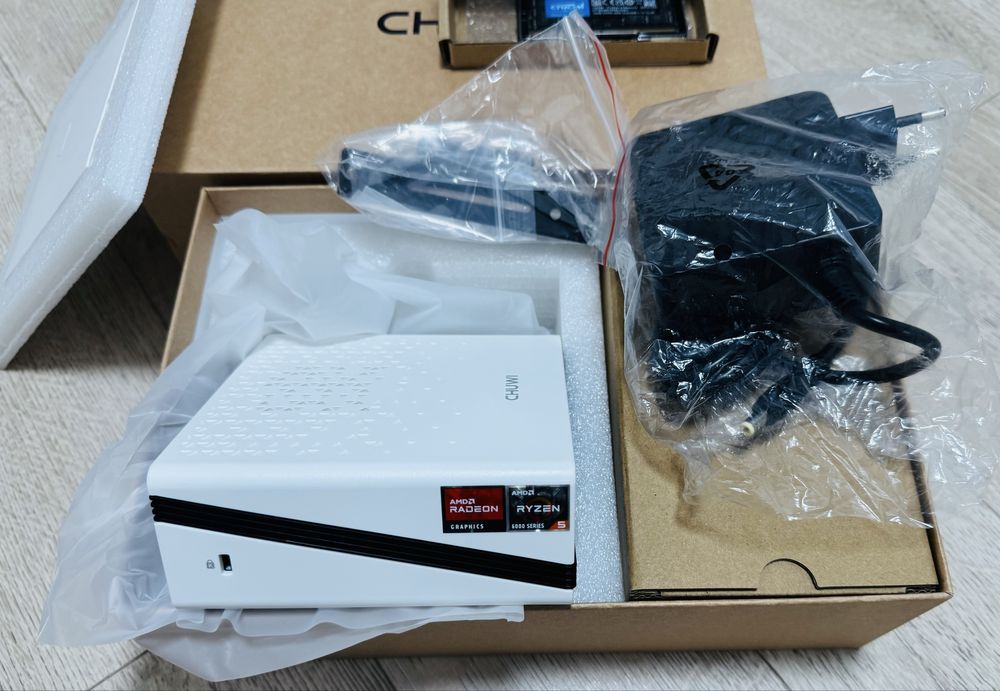 Mini PC Chuwi UBox 32GB/512GB