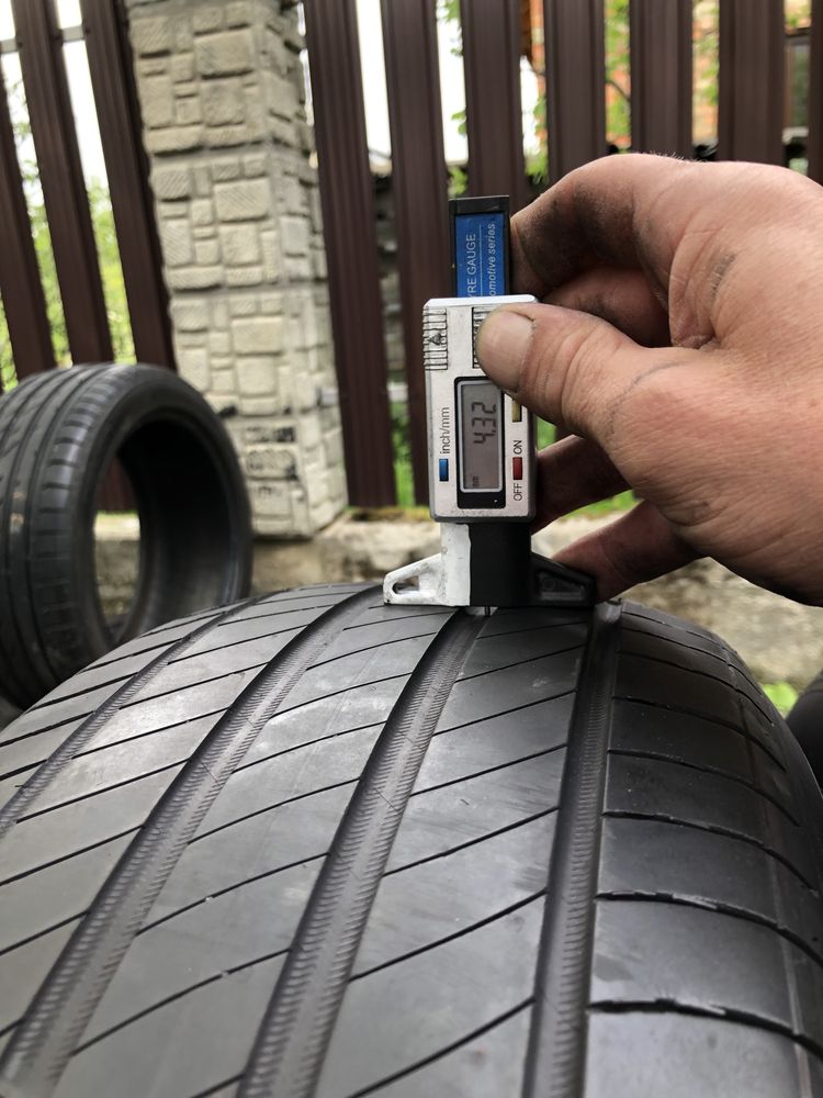 Шини Michelin 215 65 R 17 2шт Літо (639) Резина 2019рік